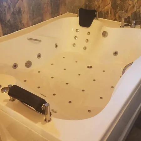 Tas Ev Hotel *